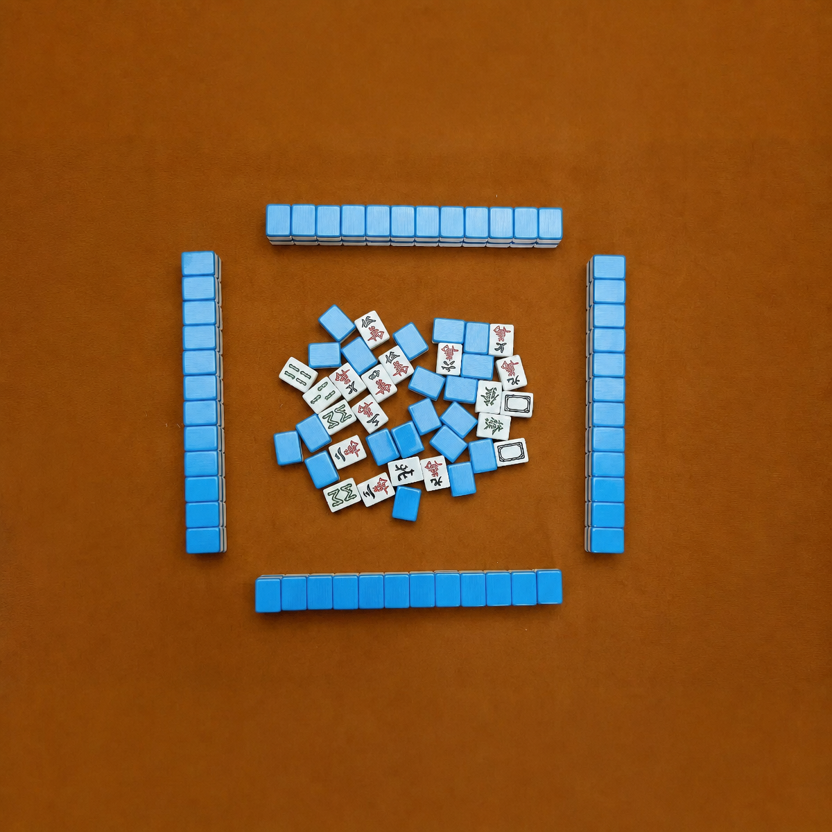 Custom Logo Wholesale Chinese Melamine/Acrylic Mahjong Set Four-Layer 4 Players Simple Minimalist Design Durable Gloss 144 Tiles
