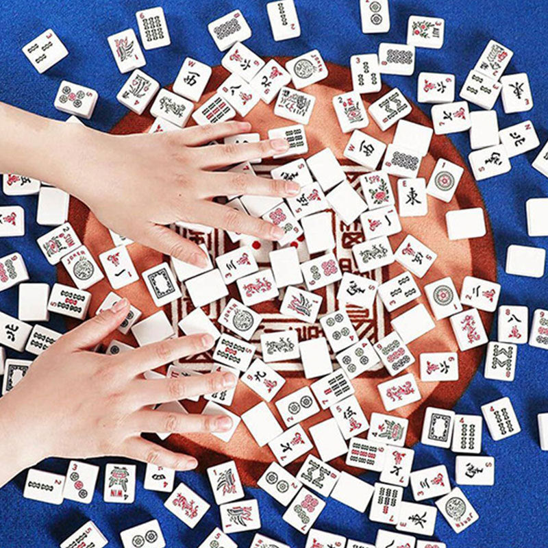 ODM Wholesale Portable Classic Mahjong Game High Quality Durable Melamine Tiles Smooth Surface Traditional Chinese Entertainment