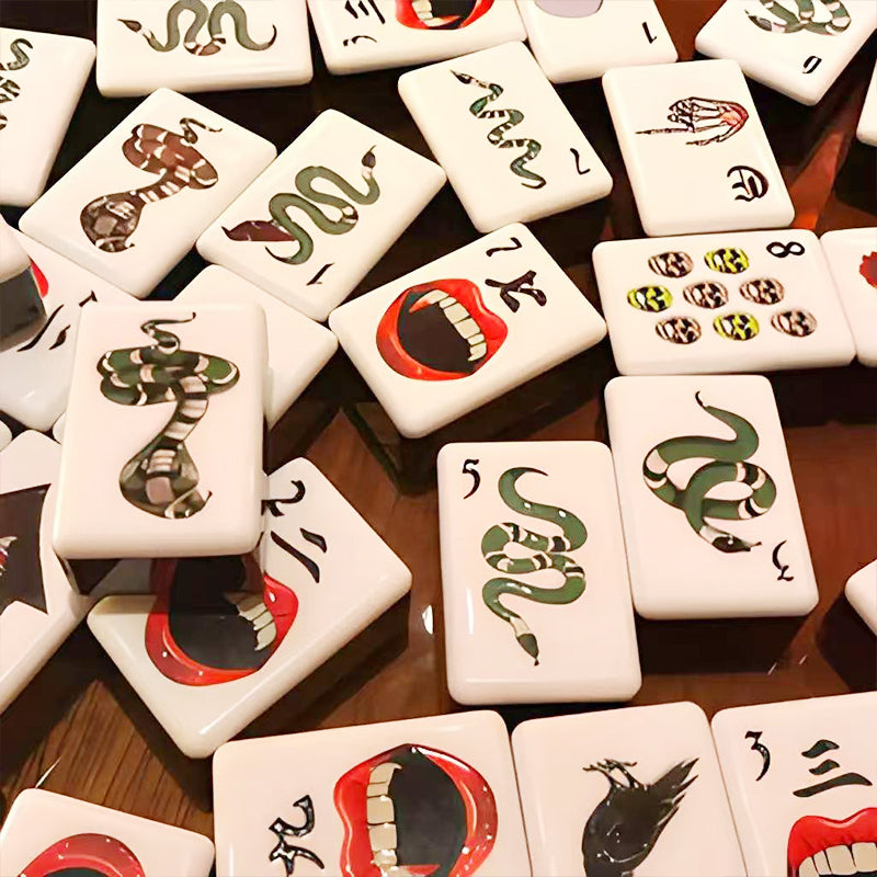 Wholesale NMJL Compliant 160-Piece 4-Player Luxury Black Acrylic US Mahjong Set Customizable Color Halloween Ghost Pattern